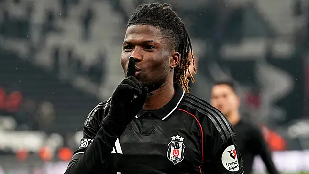 El Bilal Toure, ligde 5. golünü attı
