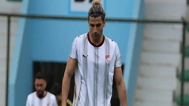 Elazığspor'da Fuat Bavuk affedildi