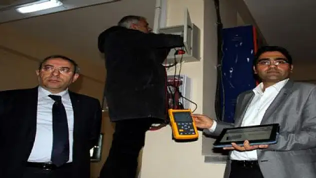 VAN'DA ELEKTRİK KESİNTİSİ