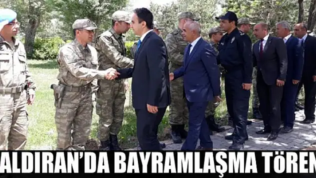 Çaldıran'da bayramlaşma töreni