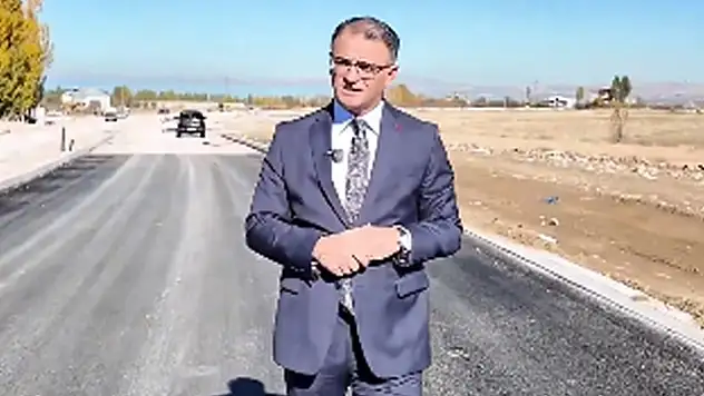 Elmalık yolu tamamlanıyor