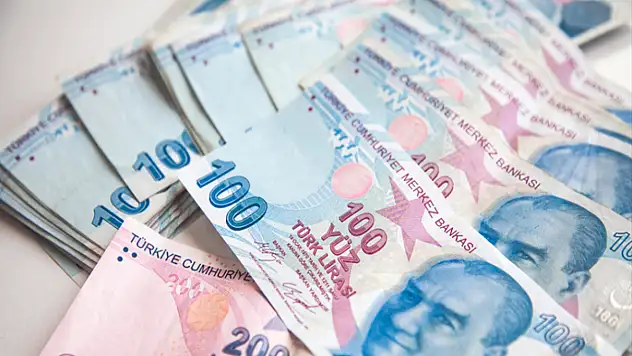 Emekli bayram ikramiyesi 3 bin TL'ye çıktı