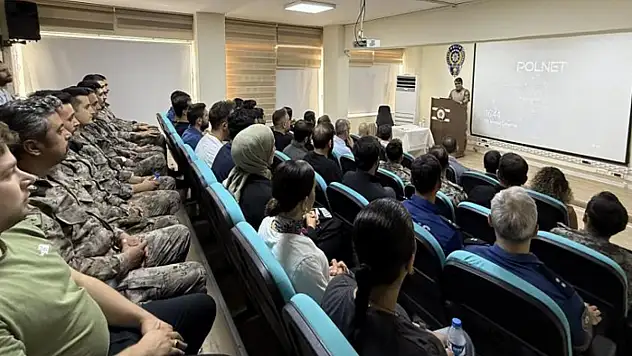 Emniyet Müdürü Yılmaz'dan yeni personele brifing