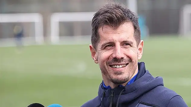 Emre Belözoğlu: Minimum 7-8 oyuncuyla beraber değişmesi gereken bir takımımız var