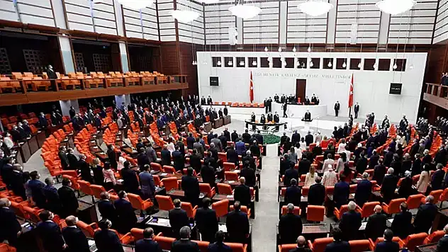 Enerji alanında düzenlemeler içeren kanun teklifi Meclis'te kabul edildi