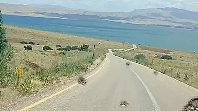 Erçek mahalle yolları bakıma muhtaç