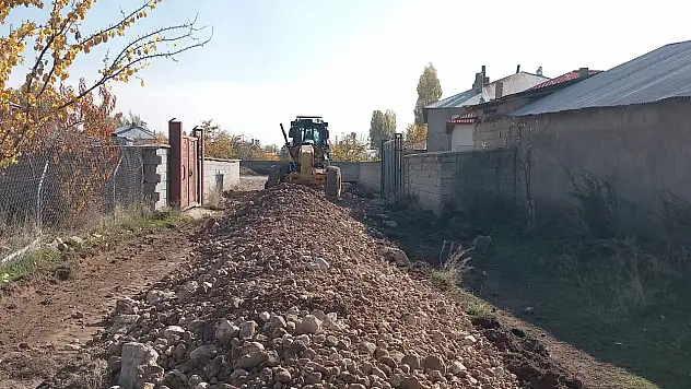 Erciş'de Çalışmalar Sürüyor