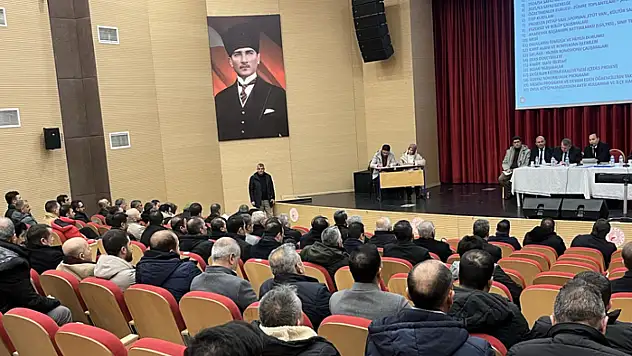 Erciş'te 2. Dönem Öncesi Okul Müdürleri toplantısı gerçekleştirildi