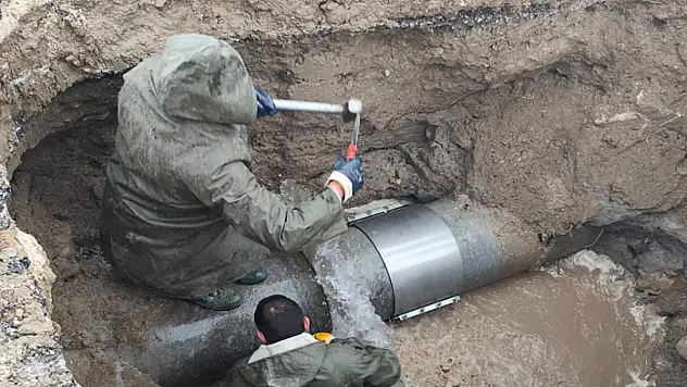 Erciş'te 500'lük ana isale hattı onarıldı