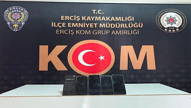 Erciş'te kaçakçılık operasyonu