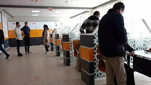 Erciş'te nüfus daireleri bugün hizmet veriyor