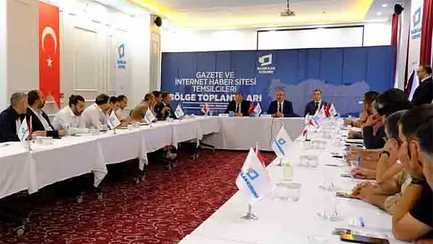 Erkılınç, Van'da basın temsilcileriyle bir araya geldi