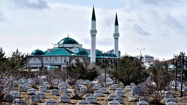 Erzurum'da bir yılda 4 bin 160 kişi vefat etti