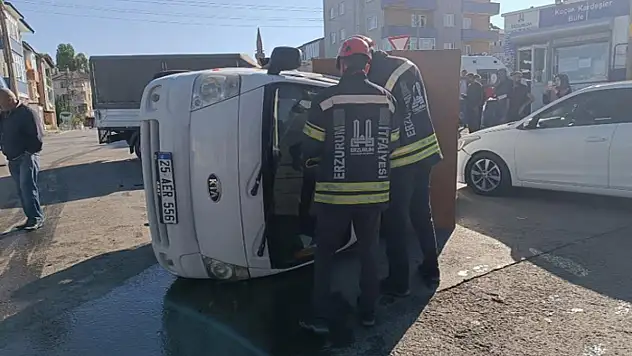 Erzurum'da üç araçlı kazada can pazarı