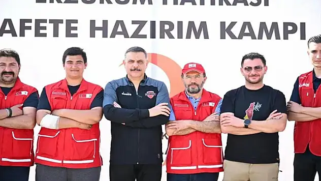 Erzurum Kızılay'a tam not