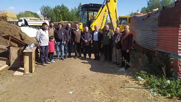 Eşbaşkan Caner mahalle halkıyla bir araya geldi