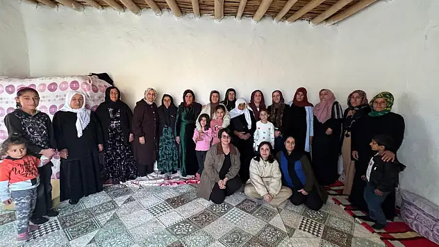 Eşbaşkan Polat kadınlarla bir araya geldi