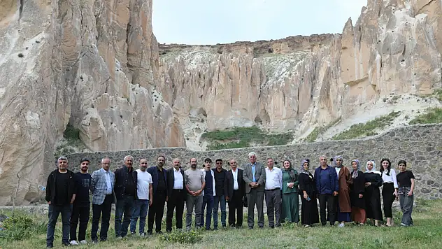 Esenyurt Van Çataklılar Derneğinden Başkale'ye kültürel ziyaret