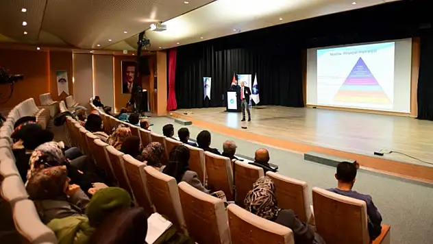 Fanatizmin, kitle hareketlerine ve toplumsal değişime etkisi