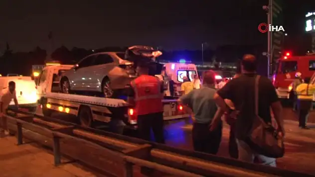 Feci kaza... 16 araç birbirine girdi: 6 yaralı