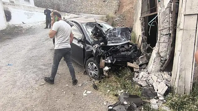 Feci kazada 2 kişi hayatını kaybetti