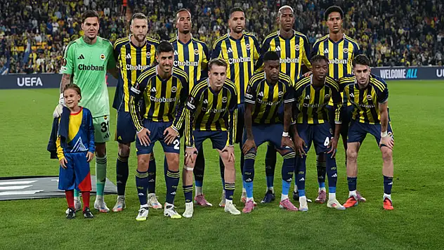 Fenerbahçe'de 12 futbolcu milli mesaide