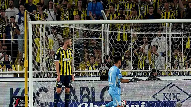 Fenerbahçe, evinde ilk puanını kaybetti