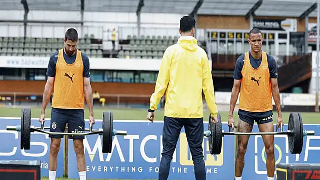 Fenerbahçe, hazırlıklarını sürdürdü