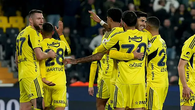 Fenerbahçe, ligde 2 maç sonra kazandı