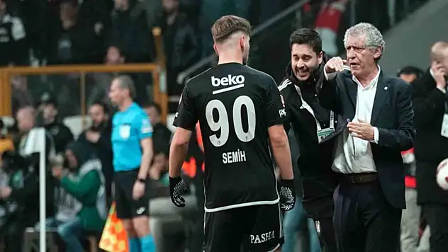 Fernando Santos ilk derbisini kaybetti