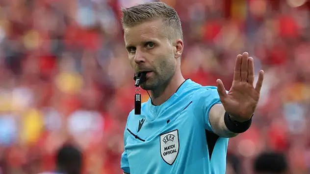 Feyenoord - Fenerbahçe maçını İsveçli hakem Glenn Nyberg yönetecek