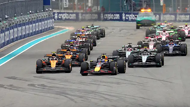 Formula 1'de Emilia Romagna Grand Prix'si heyecanı