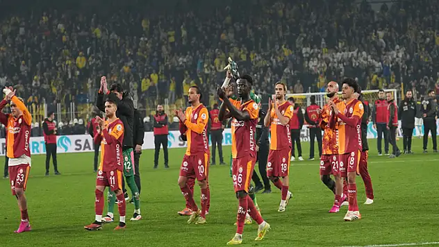 Galatasaray, Kadıköy'de iyi performansını sürdürdü
