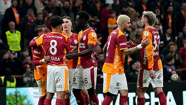 Galatasaray ligde iç sahadaki yenilmezliğini 27 maça çıkardı