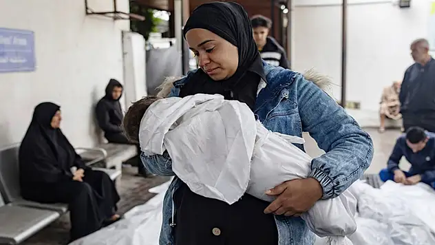 Gazze'de can kaybı 55 bin 362'ye yükseldi