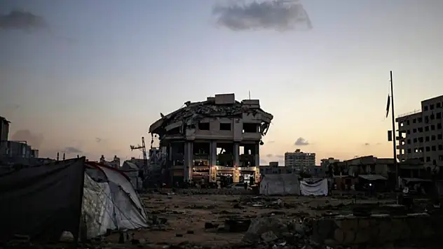 Gazze'de can kaybı 65 bin 549'a yükseldi