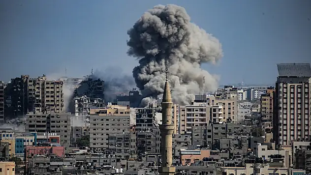 Gazze'ye saldırılarda can kaybı 9 bin'i geçti