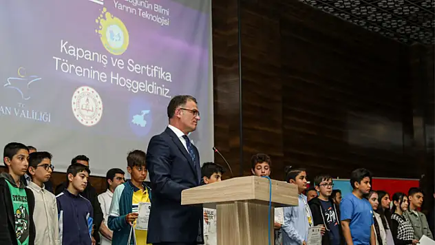 Geleceğin matematikçileri Van'da yetişecek