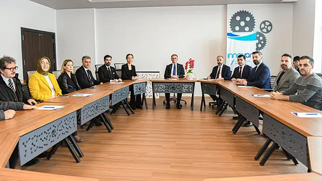 Geleceğin yazılımcıları Van'da yetişiyor