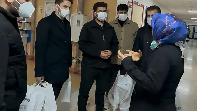 Genç MÜSİAD Van'dan kanser hastası çocuklara anlamlı destek