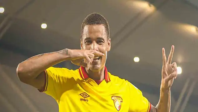 Göztepe'de Romulo yoksa Janderson var