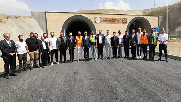 Güzeldere Tüneli'nin ikinci tüpünde çalışmalar sona doğru