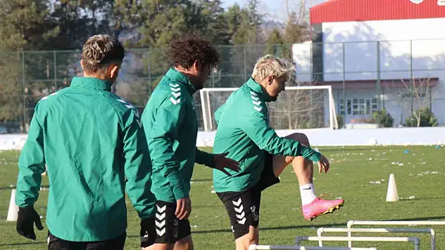 Hakan Kutlu: Sakaryaspor'u yakışan yerlere getireceğimize inanıyoruz