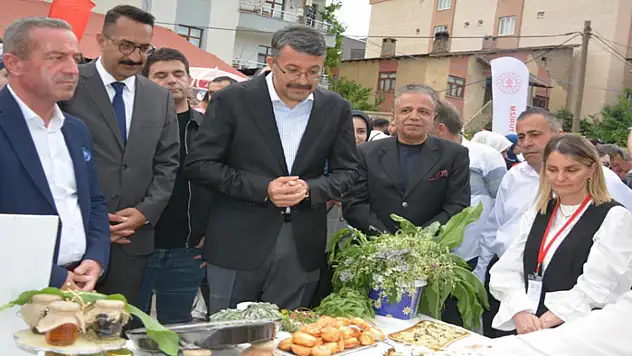 Hakkari'de 2. Yöresel Lezzetler Festivali düzenlendi