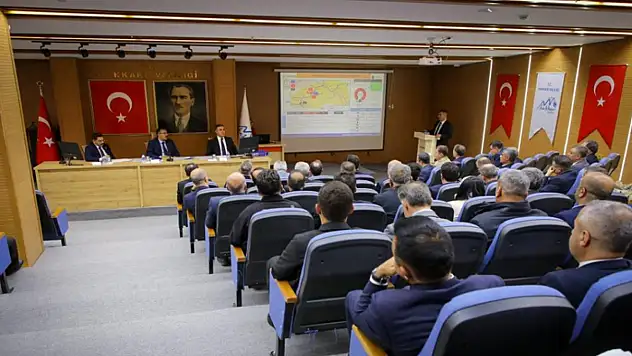 Hakkari'de 2025 Yılı 2. Dönem İl Koordinasyon Kurulu Toplantısı yapıldı