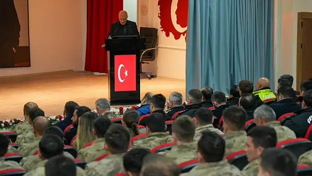 Hakkâri'de kolluk personeline etkili iletişim eğitimi