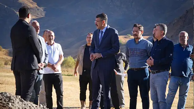 Hakkari'ye yeraltı barajı ve arıtma tesisi müjdesi