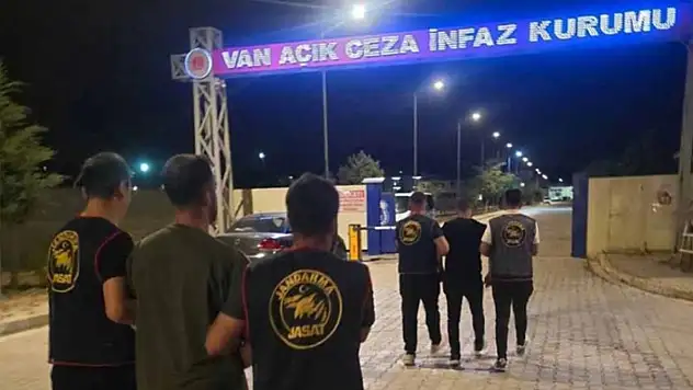 Hapis cezası bulunan 2 şahıs yakalandı