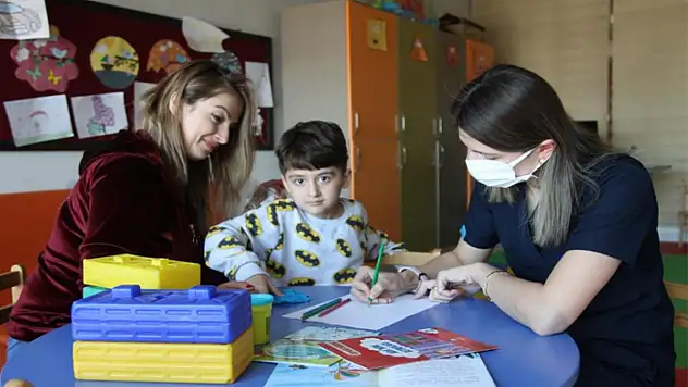 Hastanedeki oyun alanları çocukların tedavi sürecine katkı sağlıyor