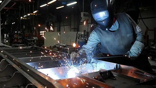 Hizmet üretim endeksi yıllık yüzde 6,8 arttı